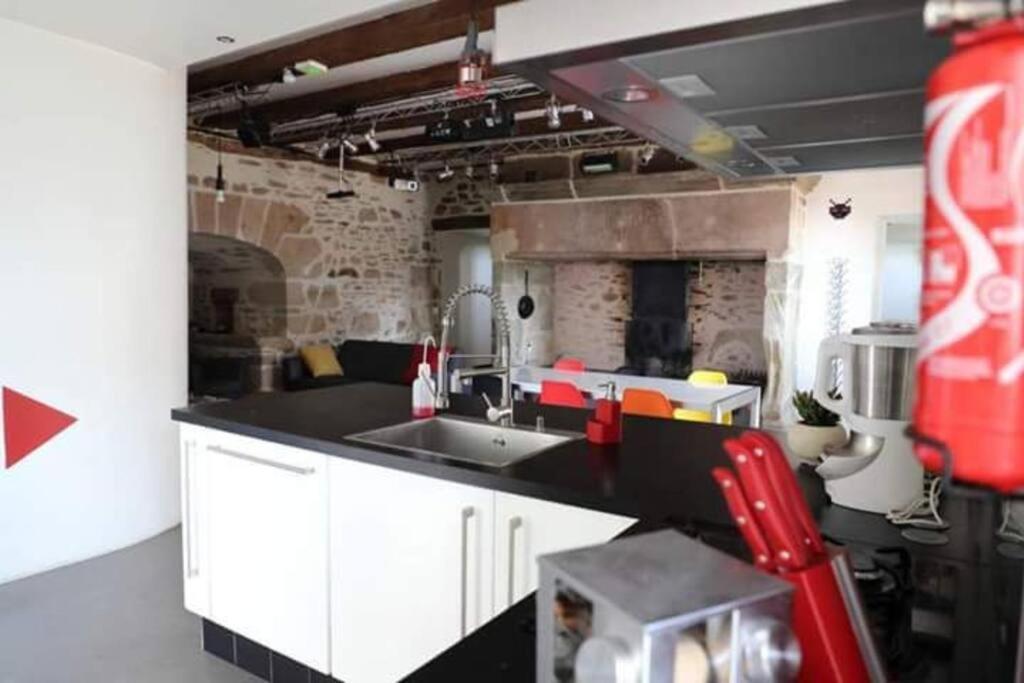 Maison Sur Les Hauteurs De Brive-La-Gaillarde Dampniat 外观 照片